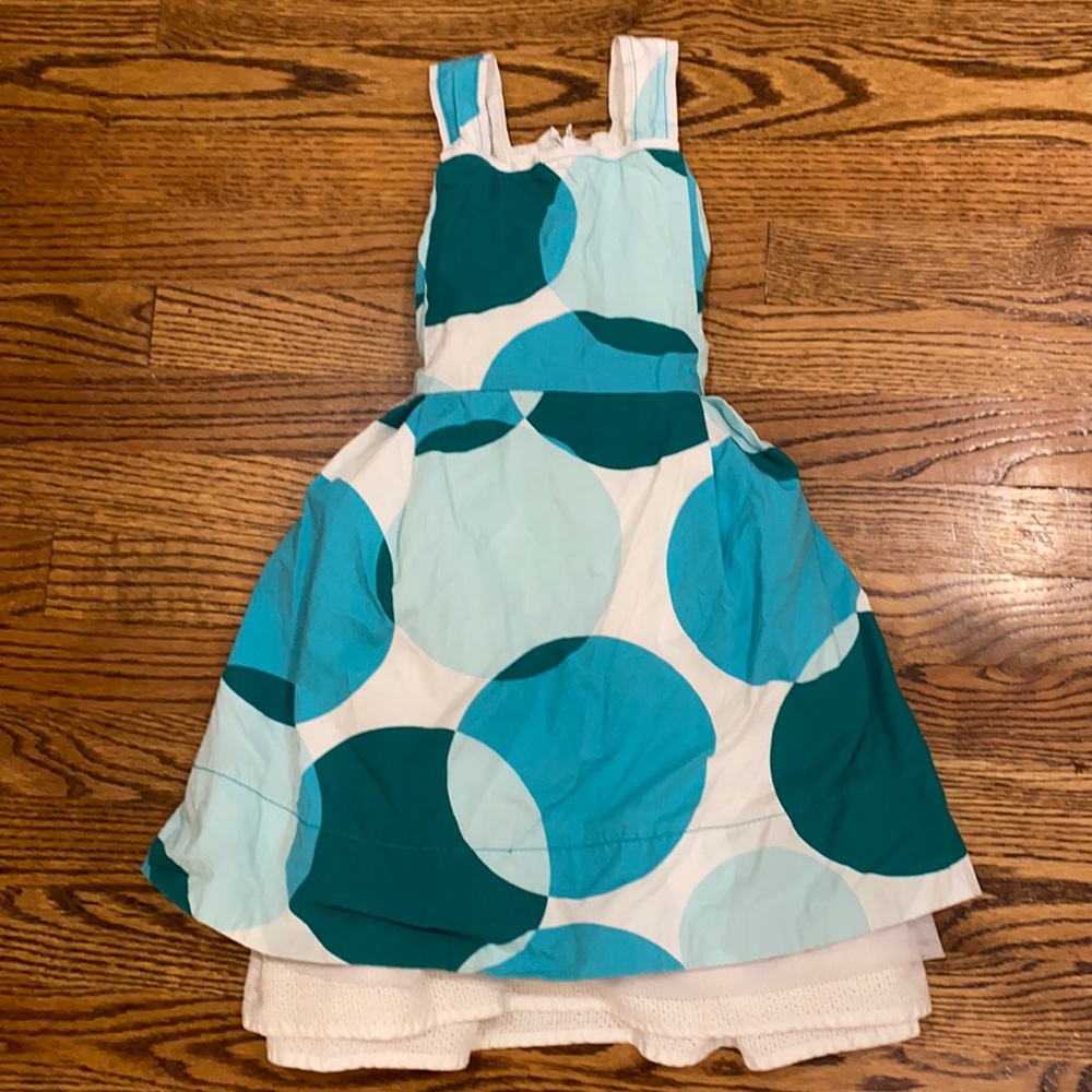 Girls size 6 dress children’s place